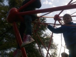 04_spielplatz