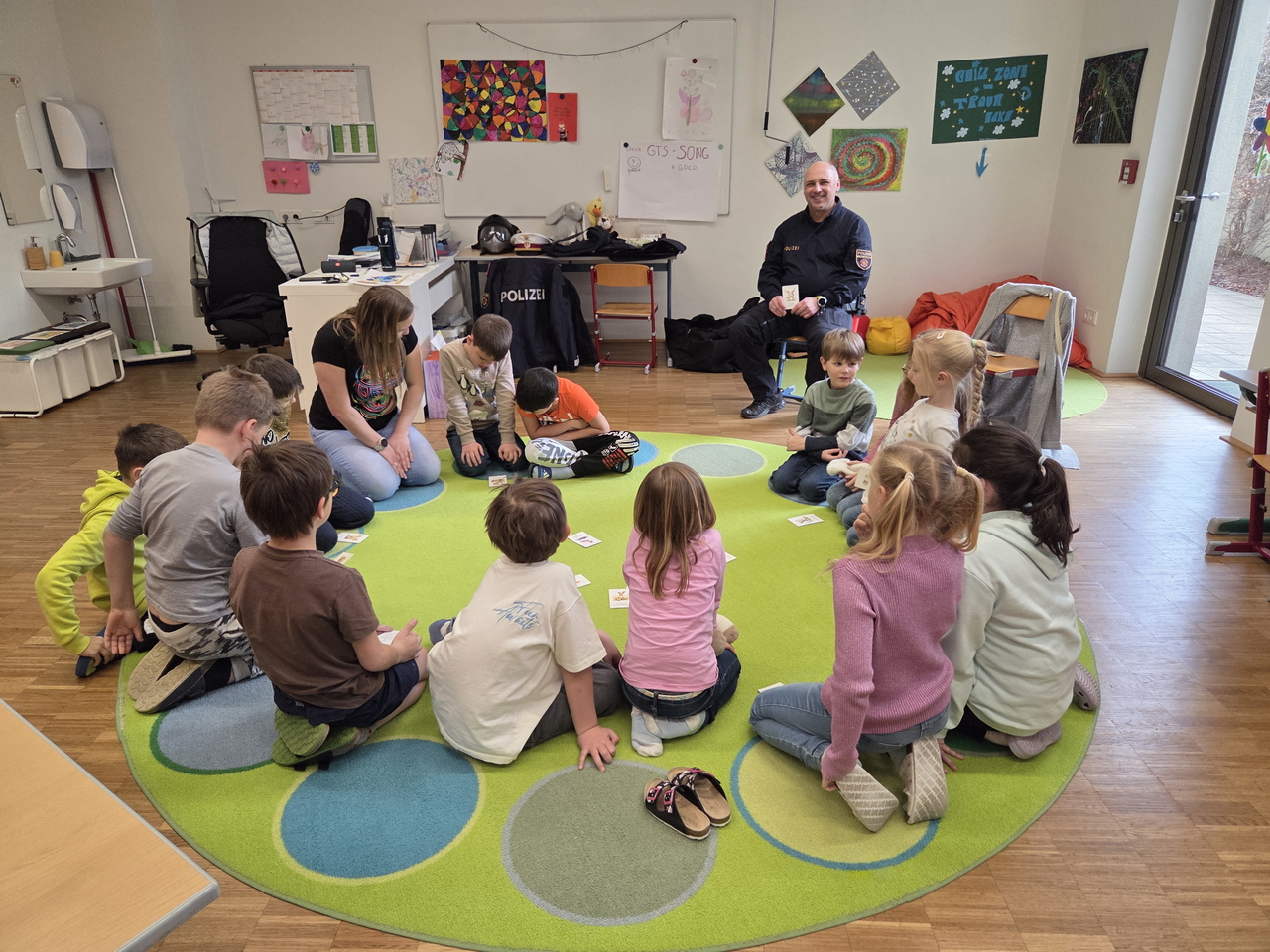 01 polizei besuch