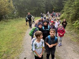 2.Kl. - Wandertag Sonnalm